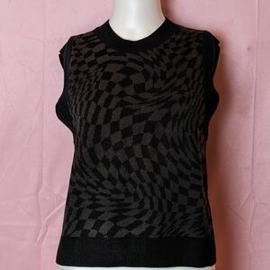 H&M Divided Gray and Black Grid Vortex Print Crew Neck Sweater Vest size Small